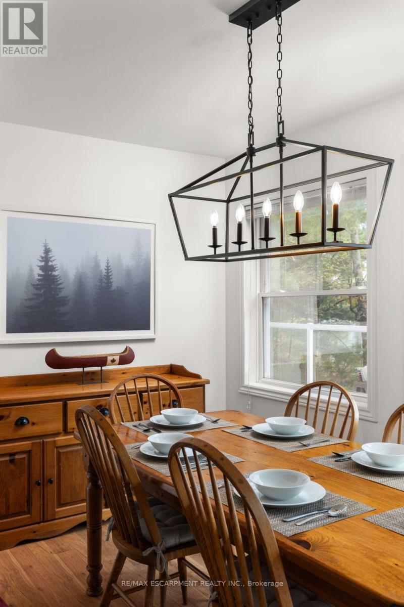 Photo 10 of 3 1166 North Shore Drive, Gravenhurst ON