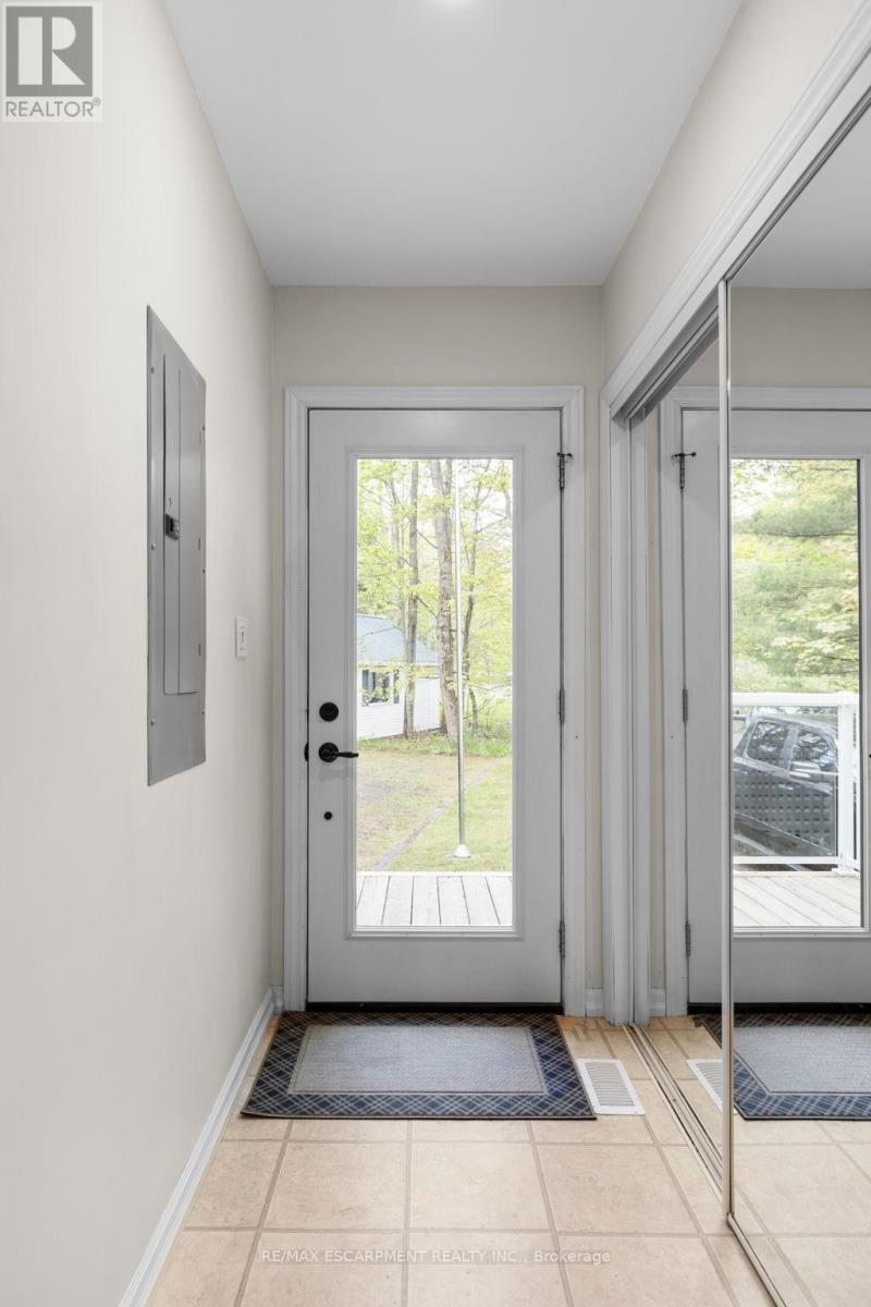 Photo 36 of 3 1166 North Shore Drive, Gravenhurst ON