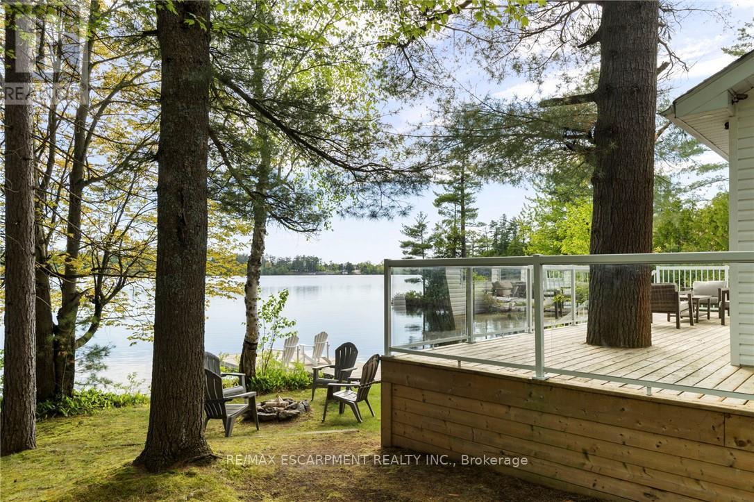 Photo 1 of 3 1166 North Shore Drive, Gravenhurst ON