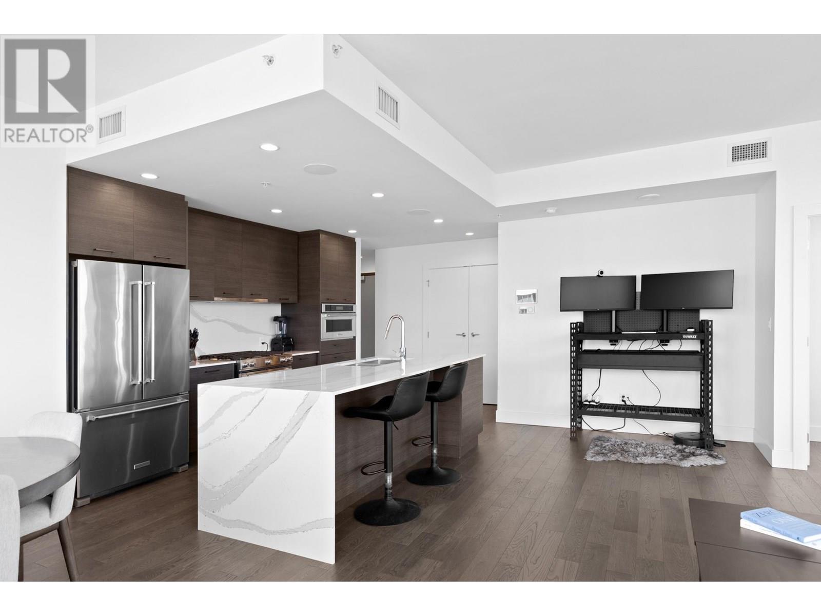 2805 1191 Sunset Drive, Kelowna