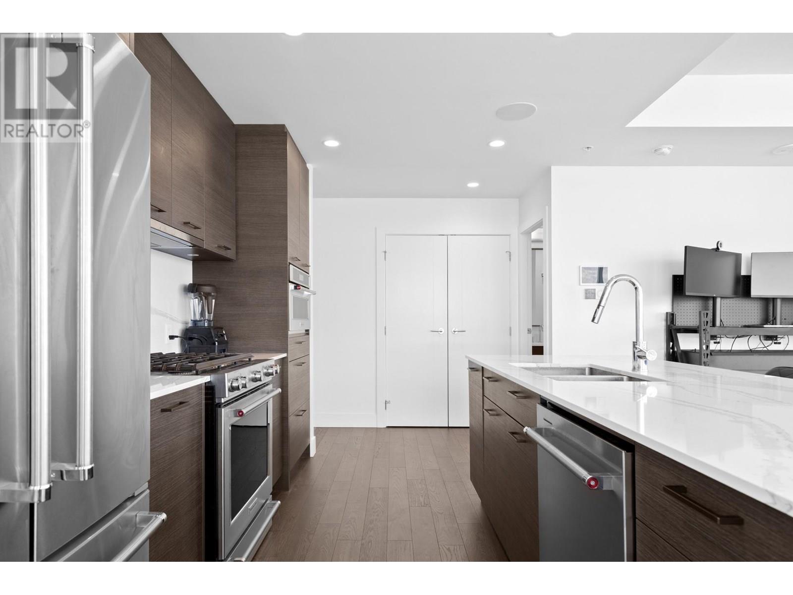 2805 1191 Sunset Drive, Kelowna