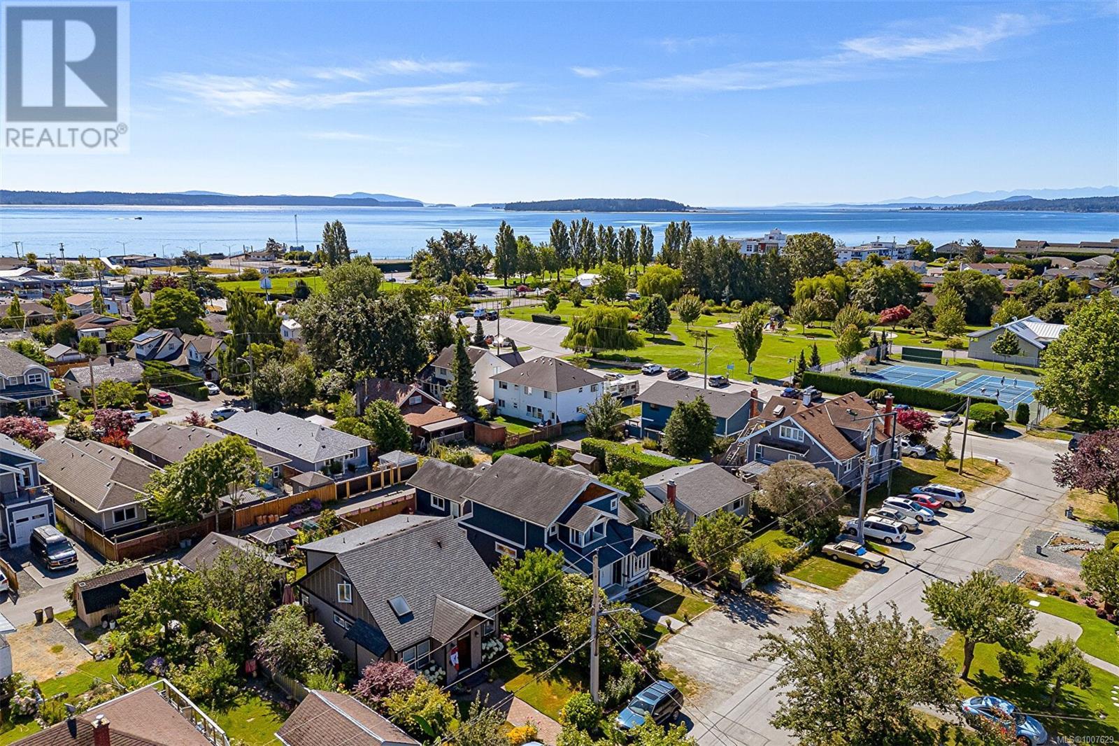 Photo 40 of 9625 Seventh St, Sidney BC