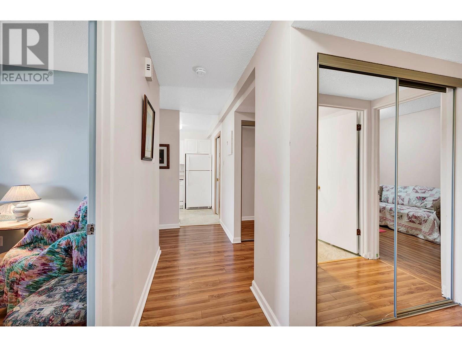 #13 137 MCGILL ROAD - 27