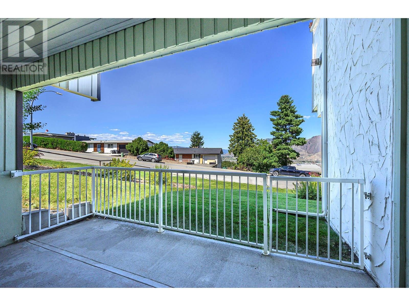 #13 137 MCGILL ROAD - 35