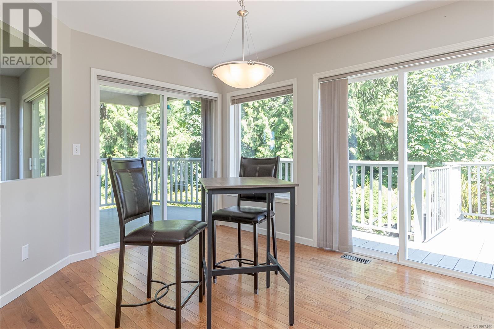 Photo 19 of 677 Windward Way, Qualicum Beach BC