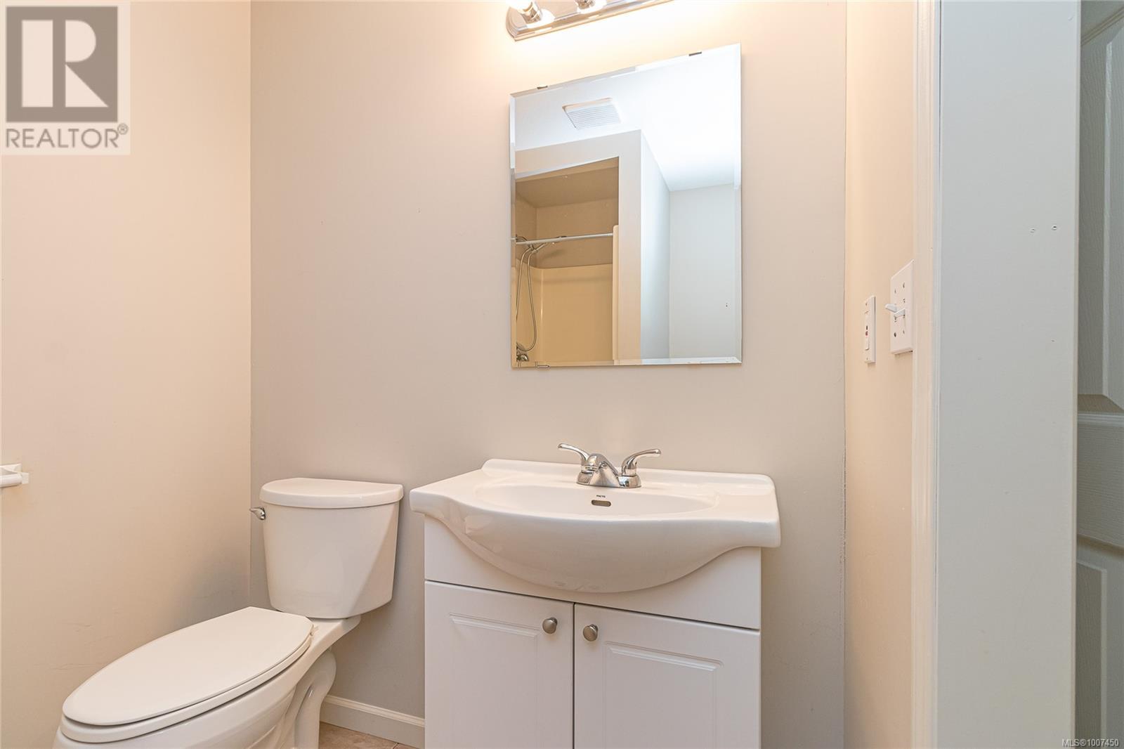 Photo 30 of 677 Windward Way, Qualicum Beach BC