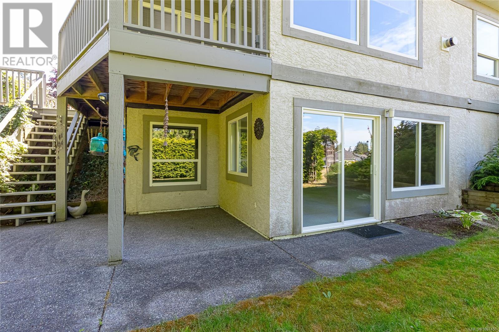 Photo 32 of 677 Windward Way, Qualicum Beach BC