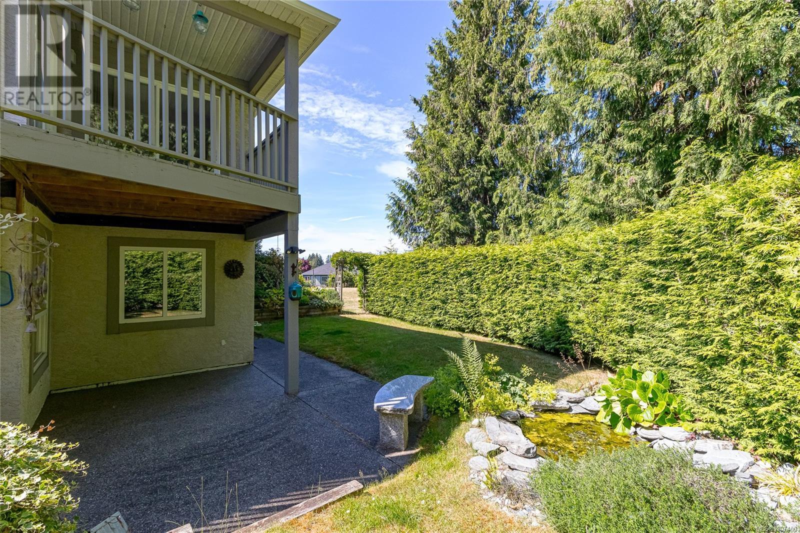 Photo 33 of 677 Windward Way, Qualicum Beach BC