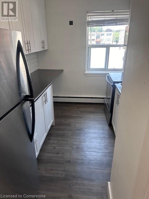 Photo 1 of 2 Grant Boulevard Unit 9, Dundas ON