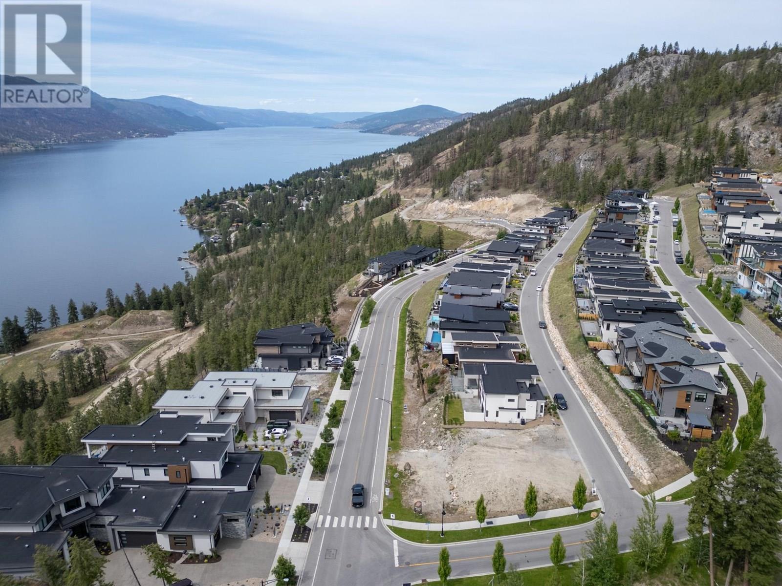  512 Clifton Lane, Kelowna
