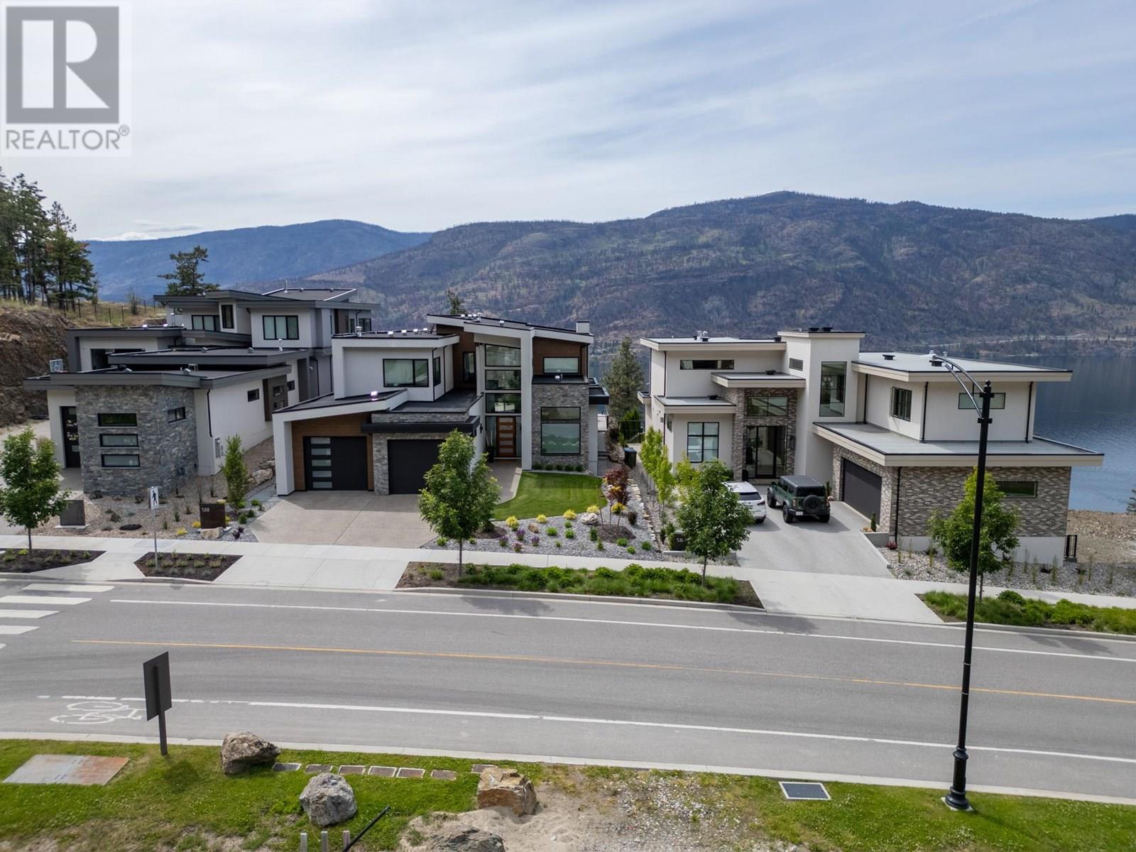  512 Clifton Lane, Kelowna