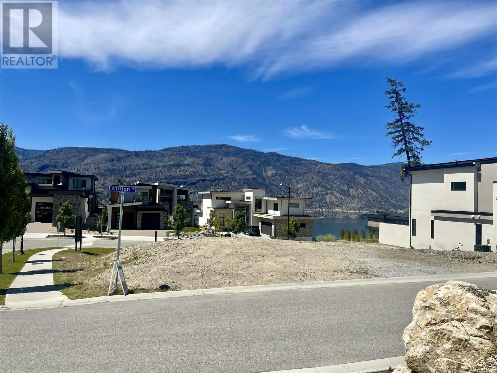  512 Clifton Lane, Kelowna
