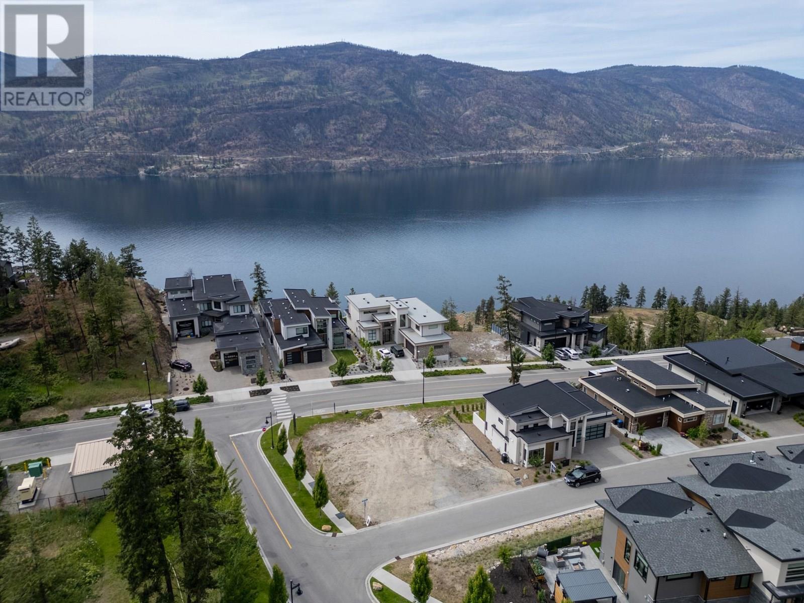  512 Clifton Lane, Kelowna