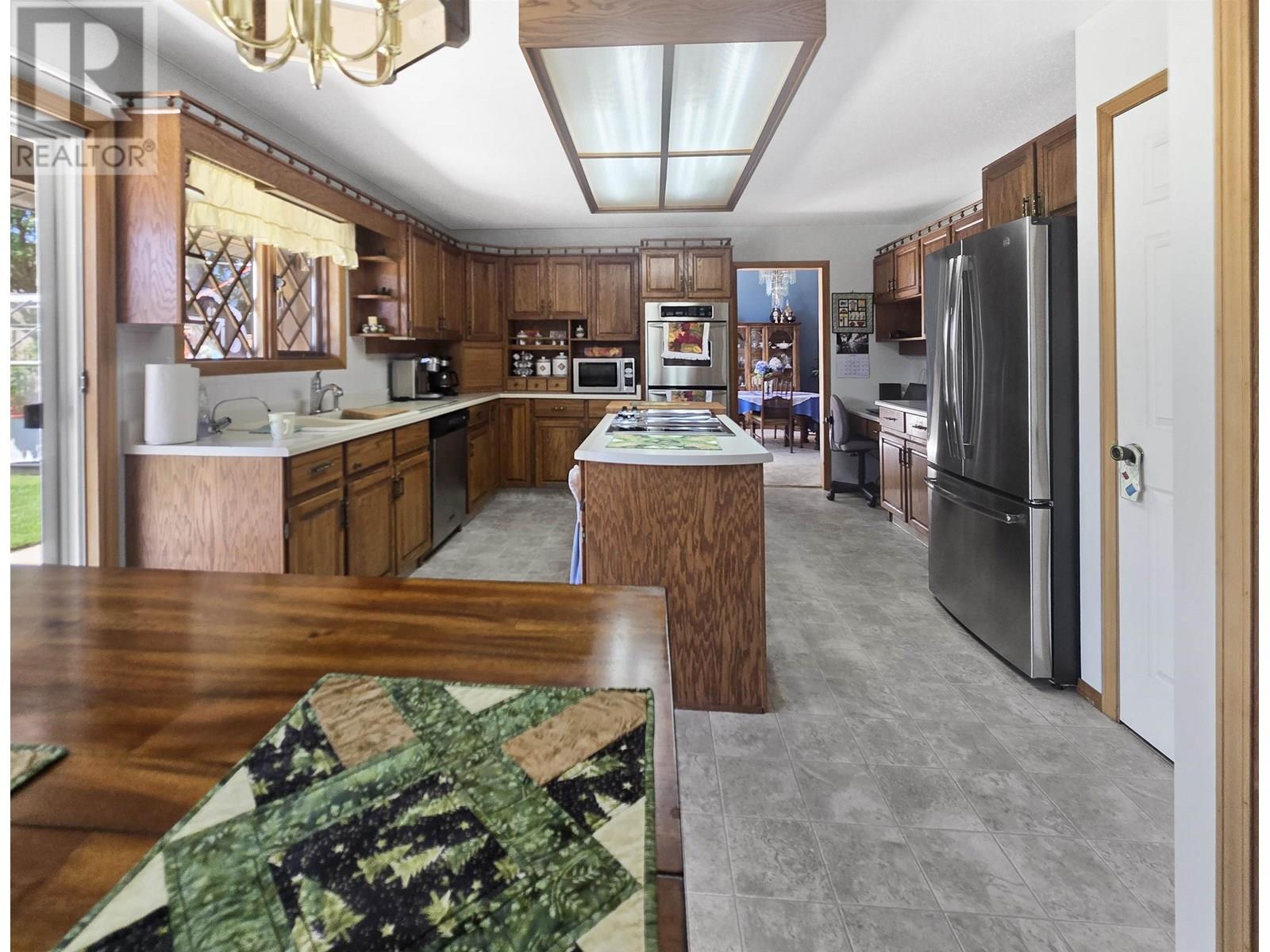 1233 4TH AVENUE, Valemount