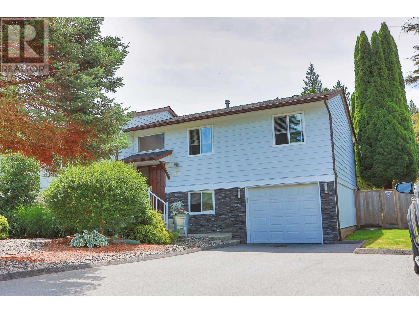 954 LINCOLN AVENUE, Port Coquitlam