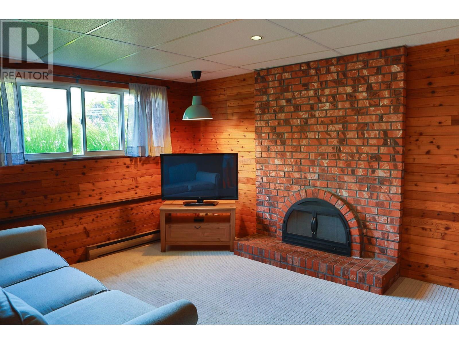954 LINCOLN AVENUE, Port Coquitlam