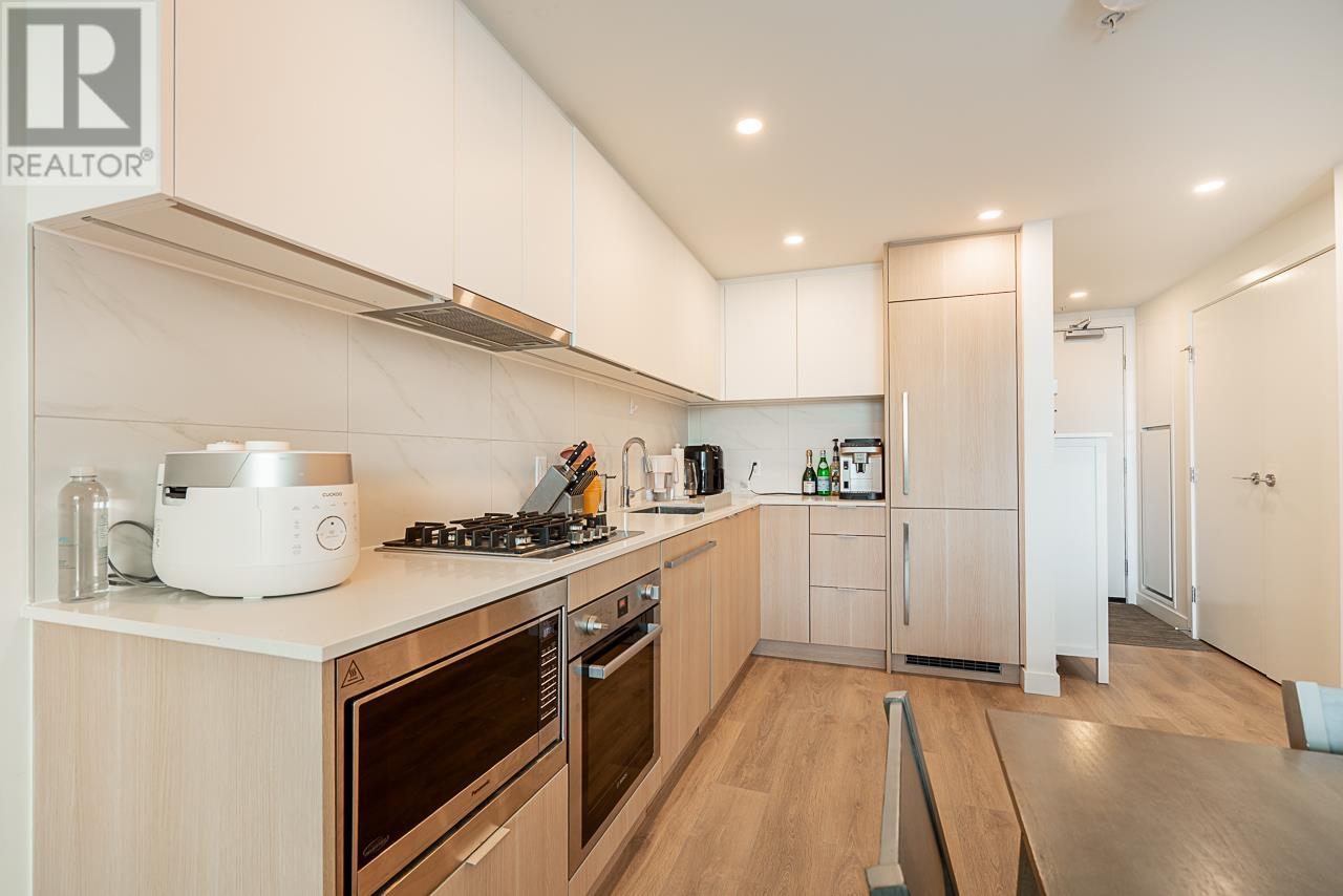 Photo 5 of 2708 308 Alderson Avenue, Coquitlam BC