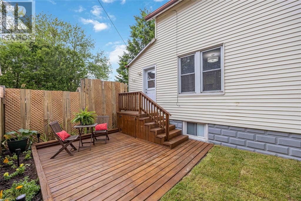 Photo 26 of 290 Cromwell Street, Sarnia ON