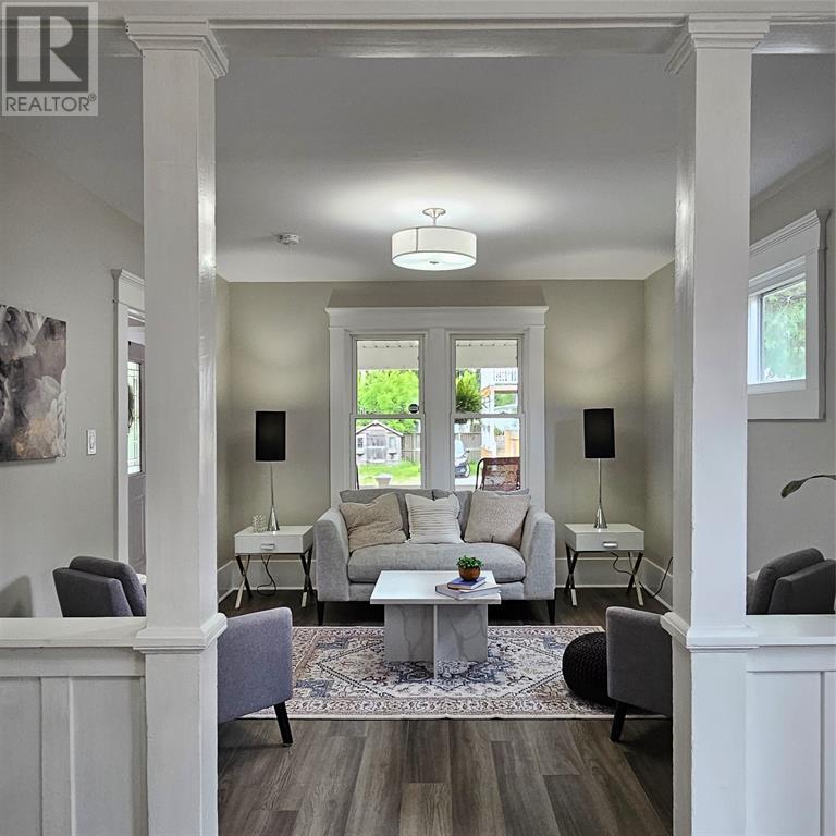 Photo 8 of 290 Cromwell Street, Sarnia ON