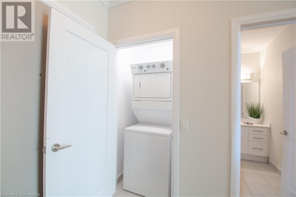 Photo 3 of 16 Concord Place Unit 609, Grimsby ON