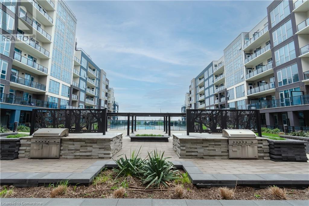 Photo 7 of 16 Concord Place Unit 609, Grimsby ON