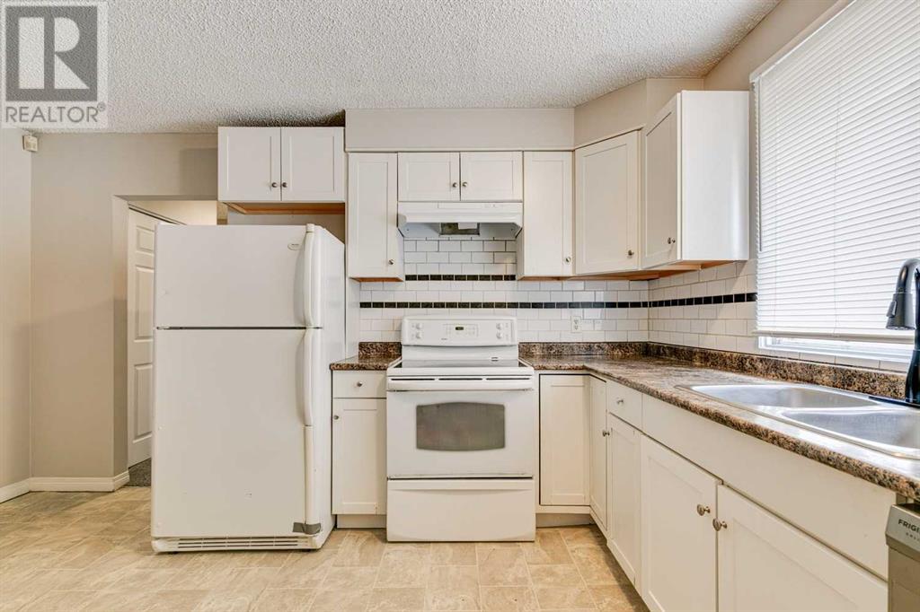 Single Family House Bungalow for Sale in  Mariposa Drive NE Mayland Heights Calgary 