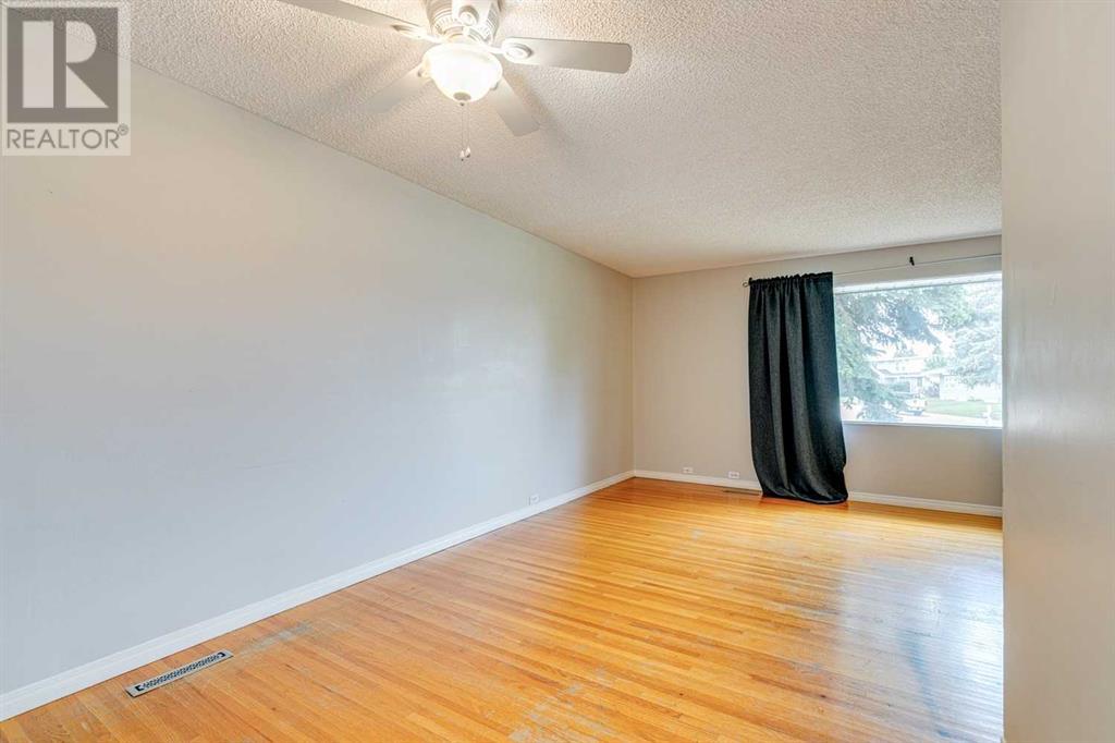 Single Family House Bungalow for Sale in  Mariposa Drive NE Mayland Heights Calgary 