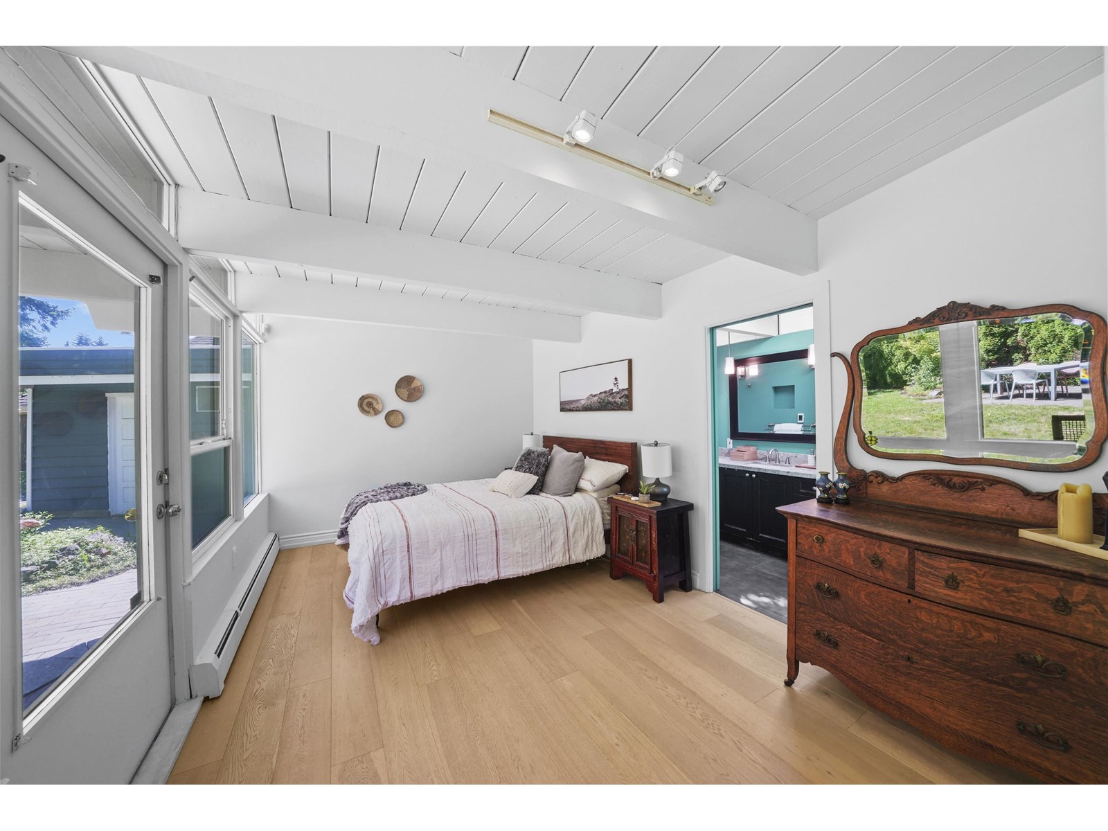 Photo 11 of 6598 Albion Way, Delta BC