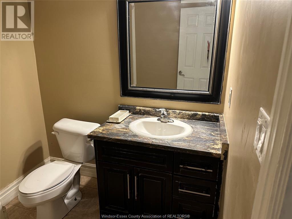 Photo 10 of 2365 Glenwood Unit Lower, Windsor ON