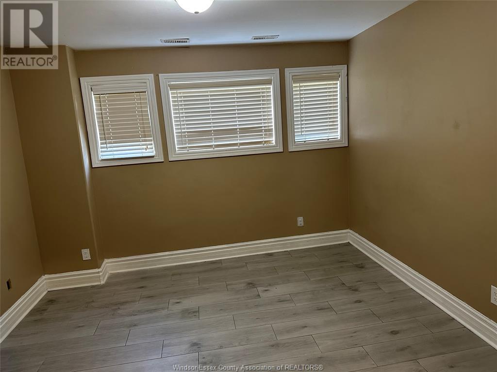 Photo 6 of 2365 Glenwood Unit Lower, Windsor ON