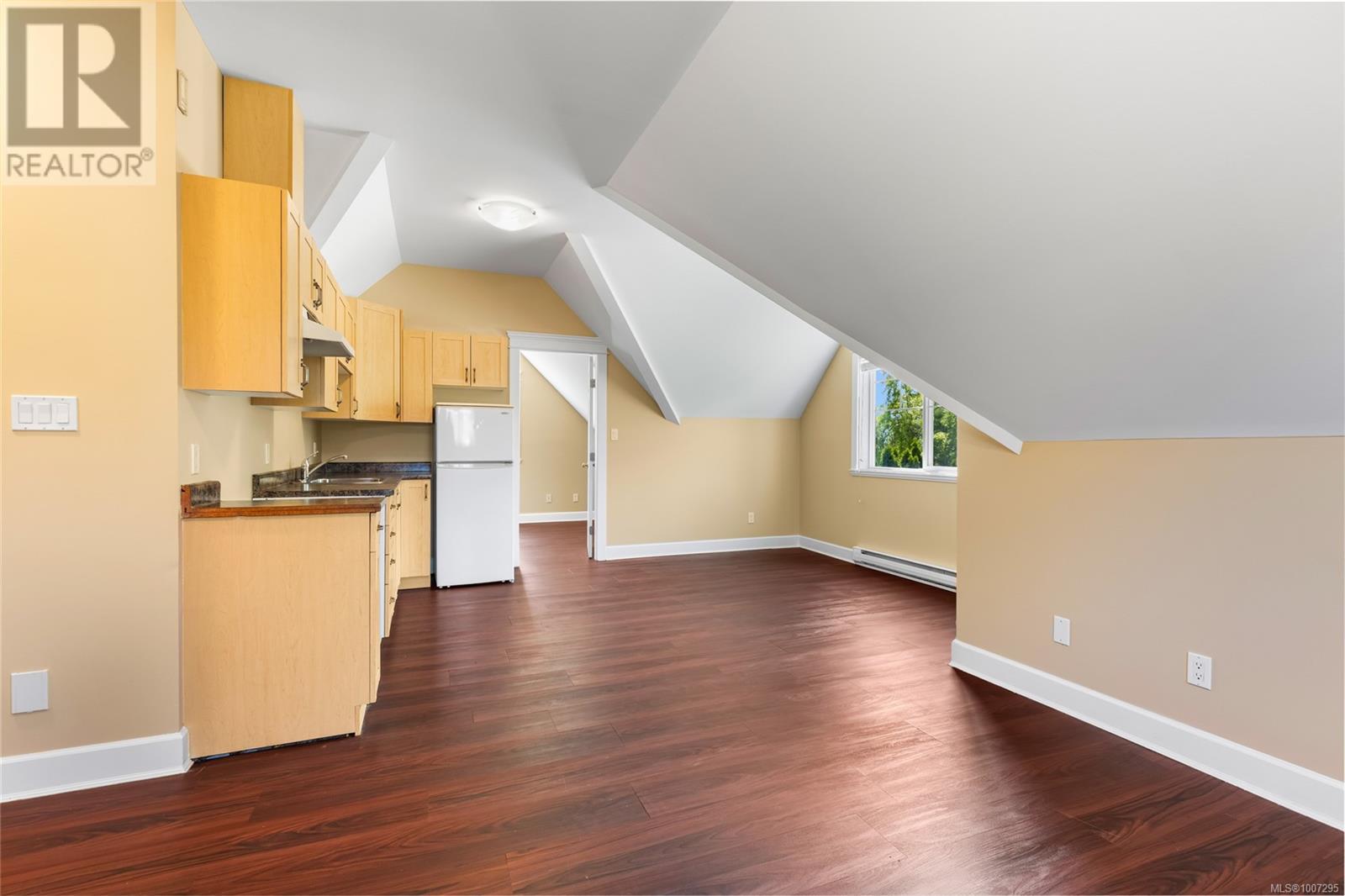 Photo 14 of 4973 La Quinta Pl, Saanich BC