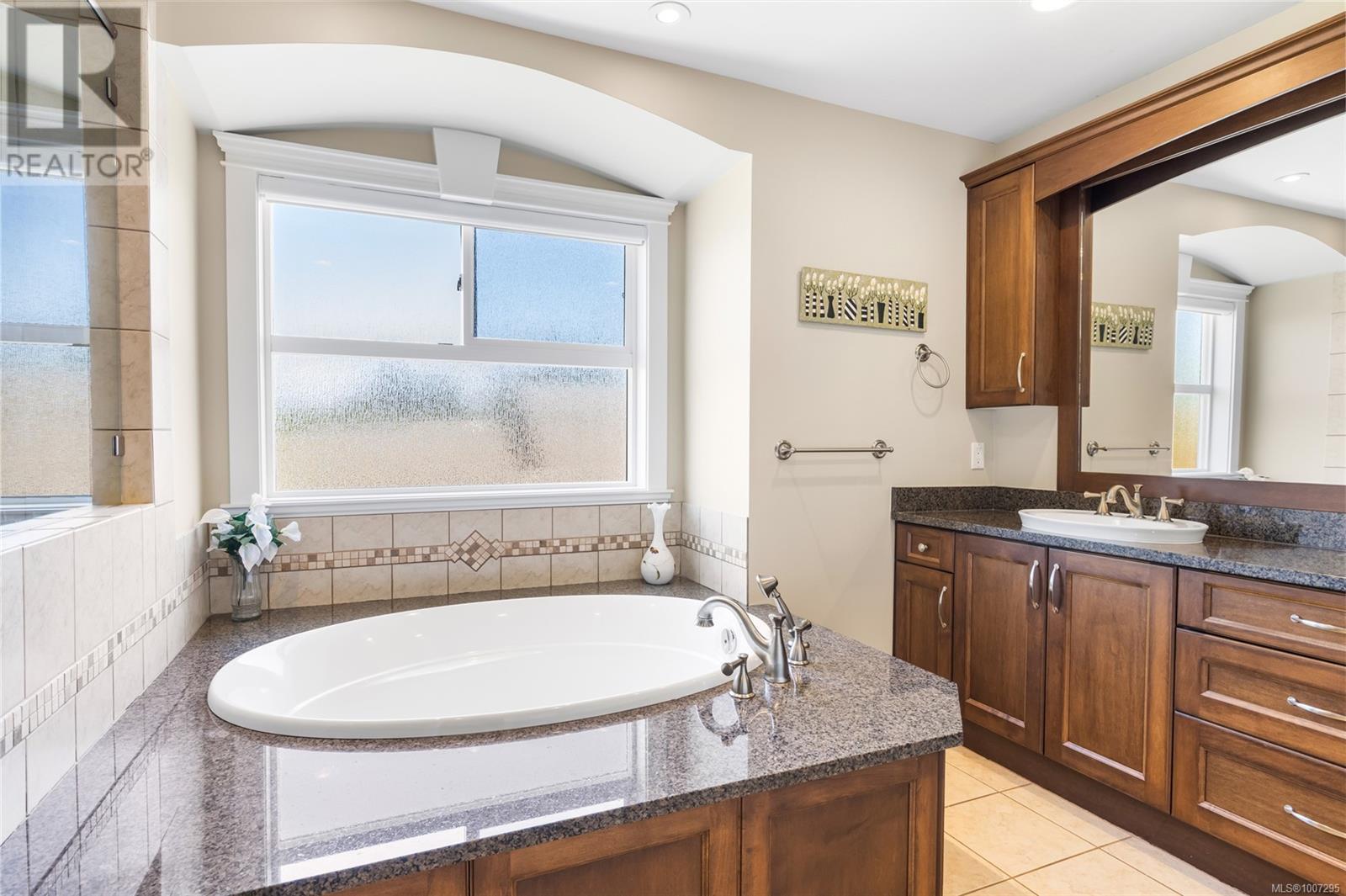 Photo 54 of 4973 La Quinta Pl, Saanich BC