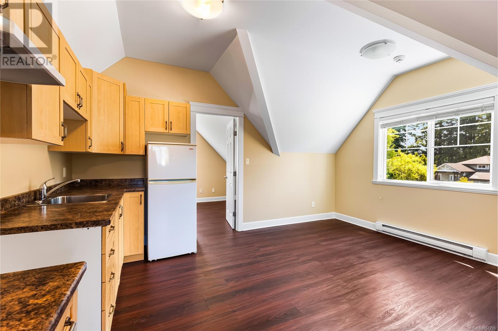 Photo 32 of 4973 La Quinta Pl, Saanich BC