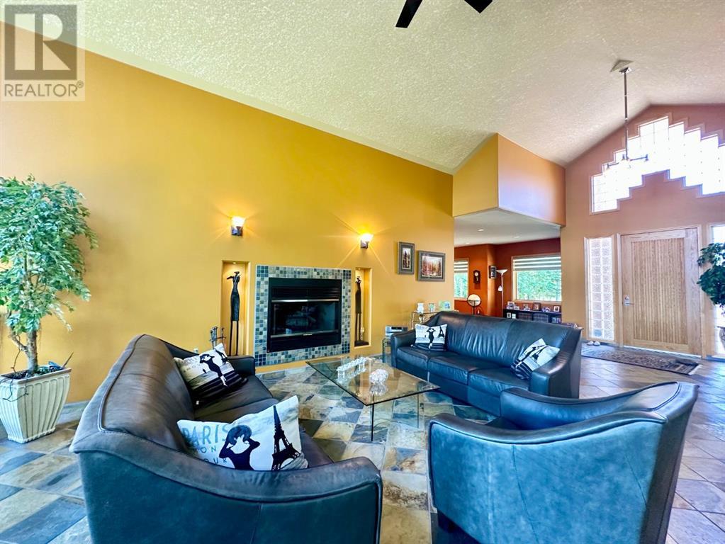 100 TRINITY Boulevard, Lac La Biche