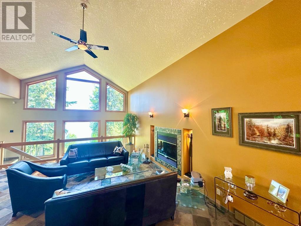 100 TRINITY Boulevard, Lac La Biche