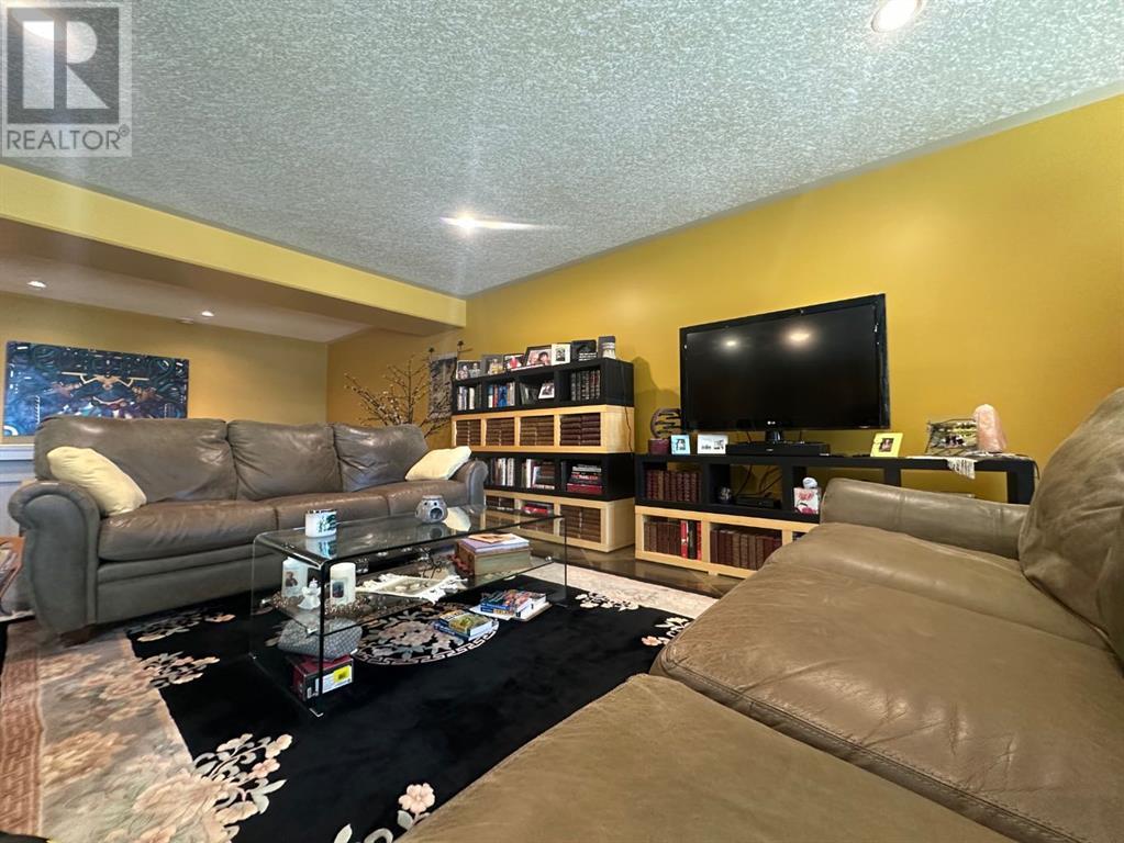 100 TRINITY Boulevard, Lac La Biche