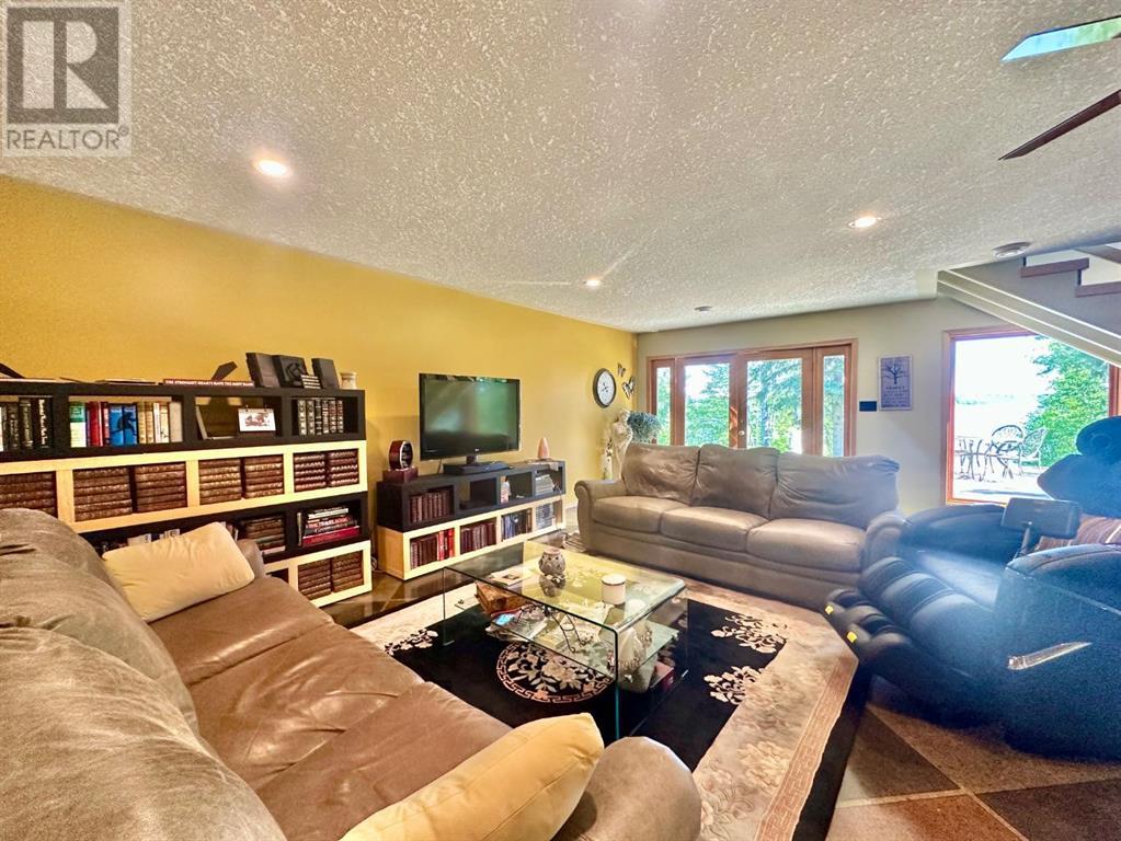 100 TRINITY Boulevard, Lac La Biche