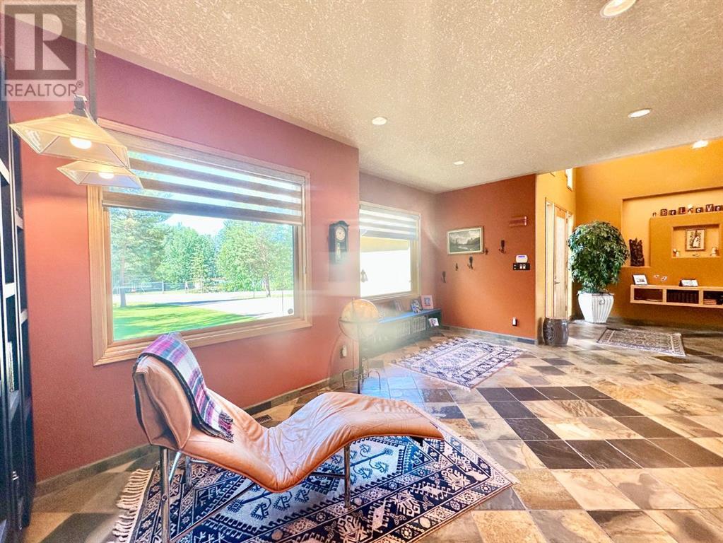 100 TRINITY Boulevard, Lac La Biche