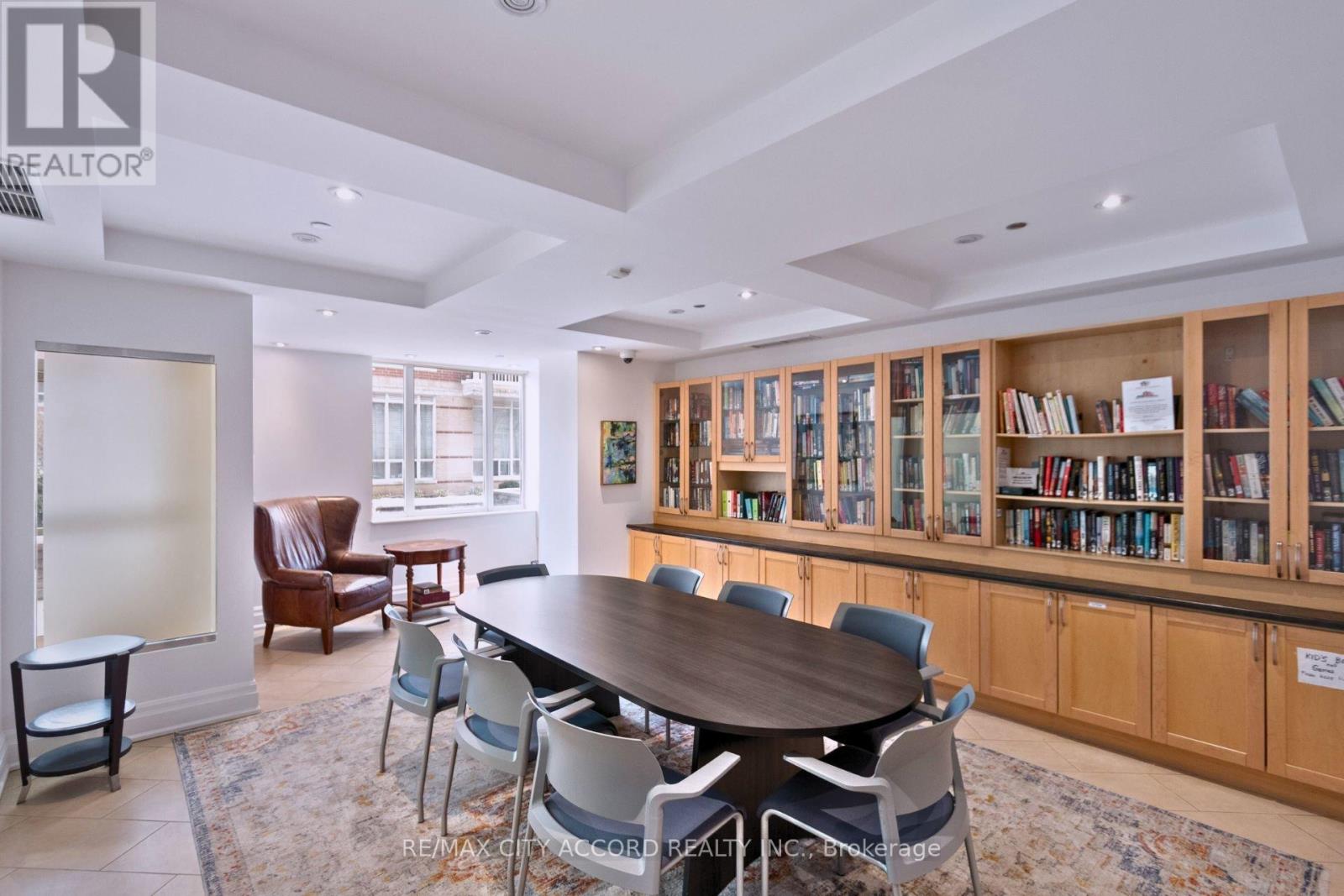 Photo 38 of 210 485 Rosewell Avenue, Toronto ON