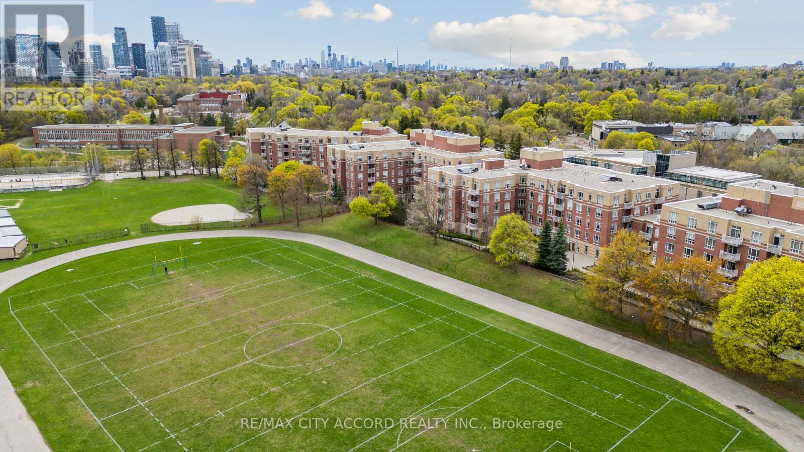 Photo 50 of 210 485 Rosewell Avenue, Toronto ON