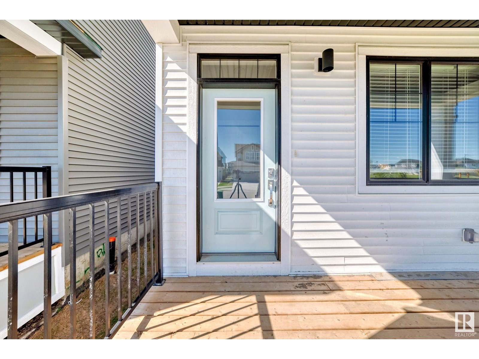 Photo 2 of 7018 54 Av, Beaumont AB
