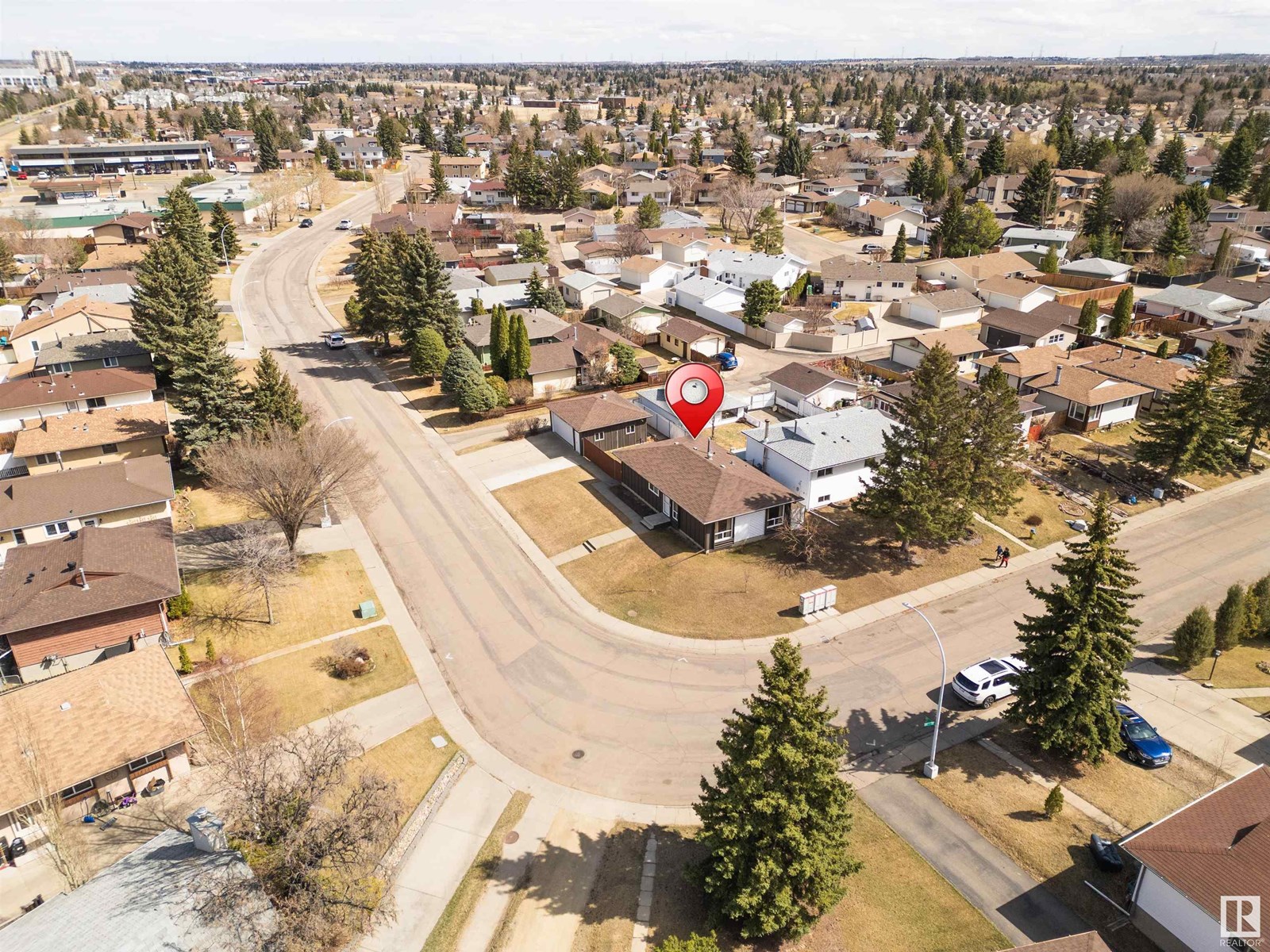Photo 30 of 2667 89 St Nw, Edmonton AB