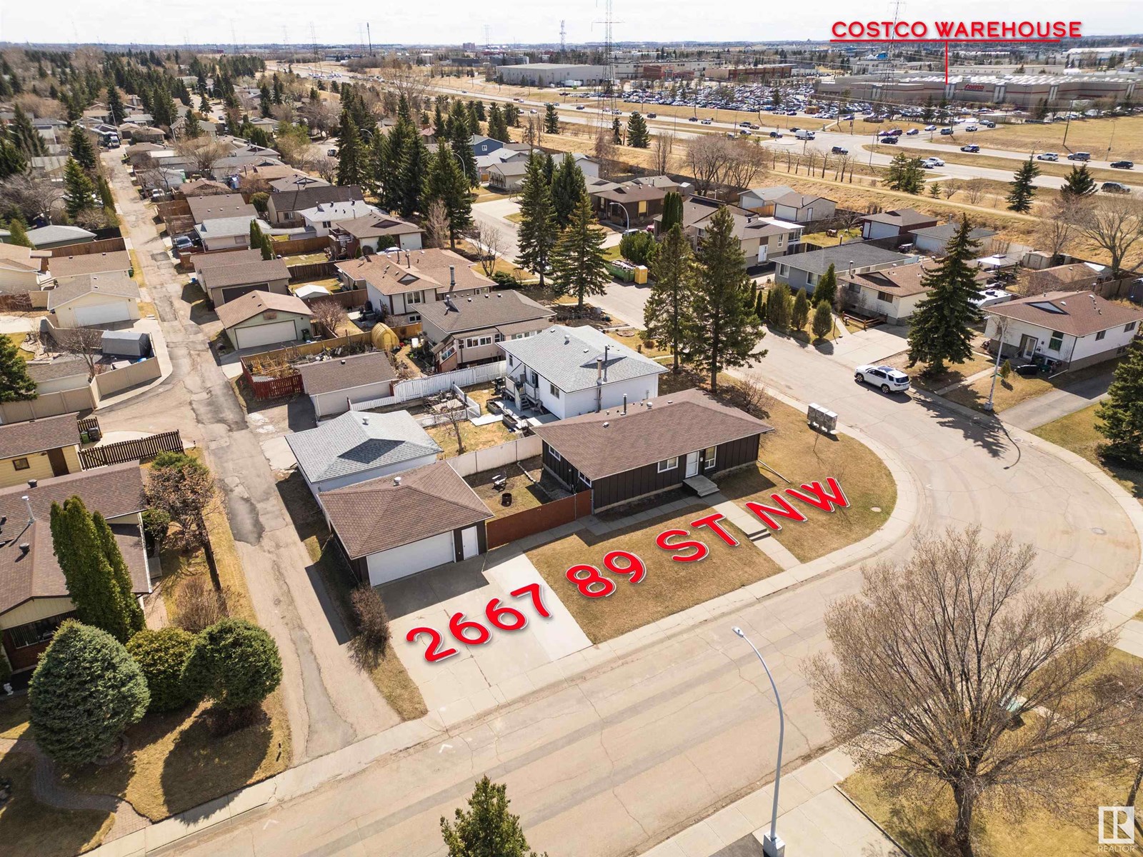 Photo 7 of 2667 89 St Nw, Edmonton AB