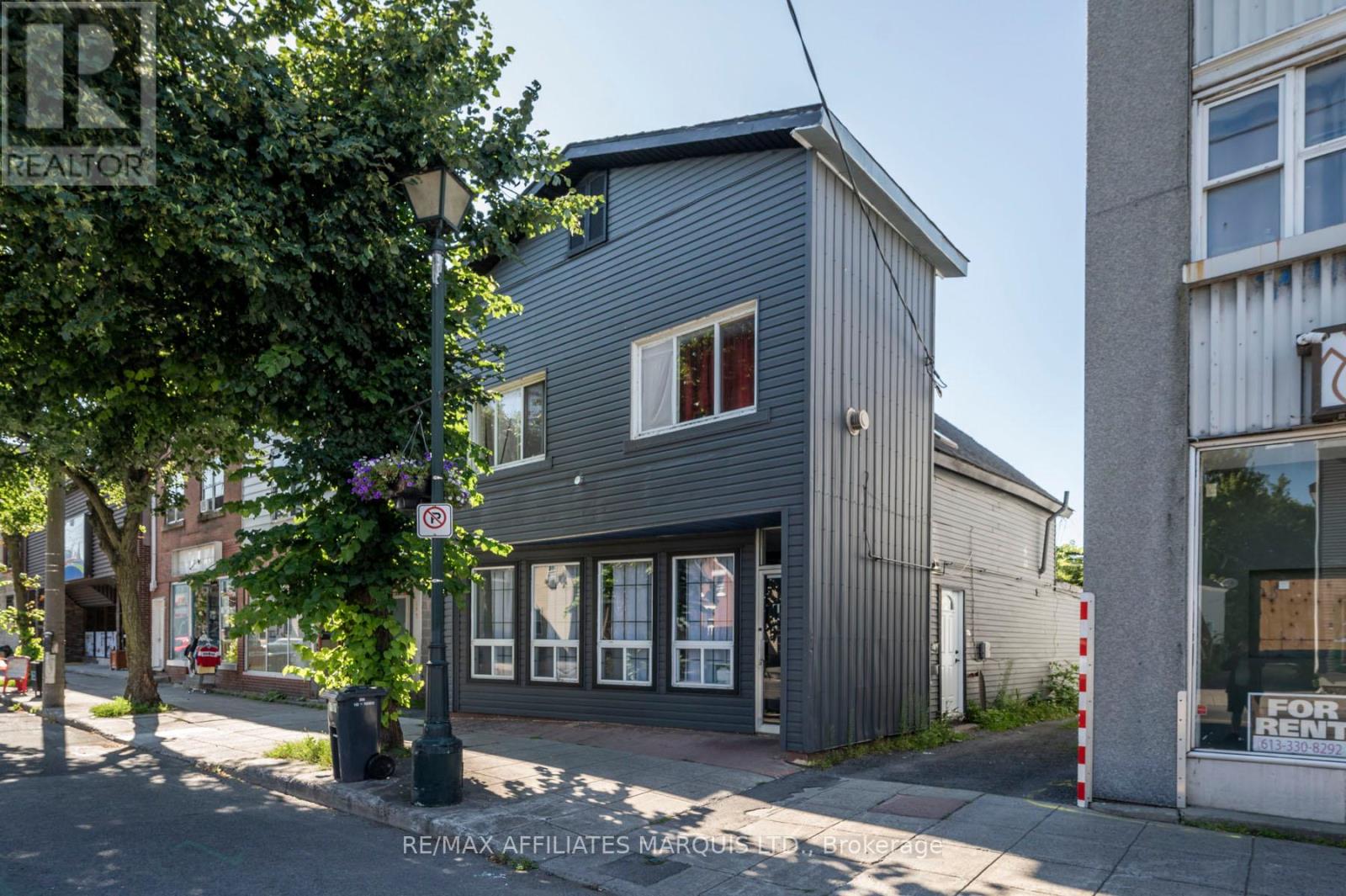 Photo 1 of 155 Montreal Road, Cornwall ON