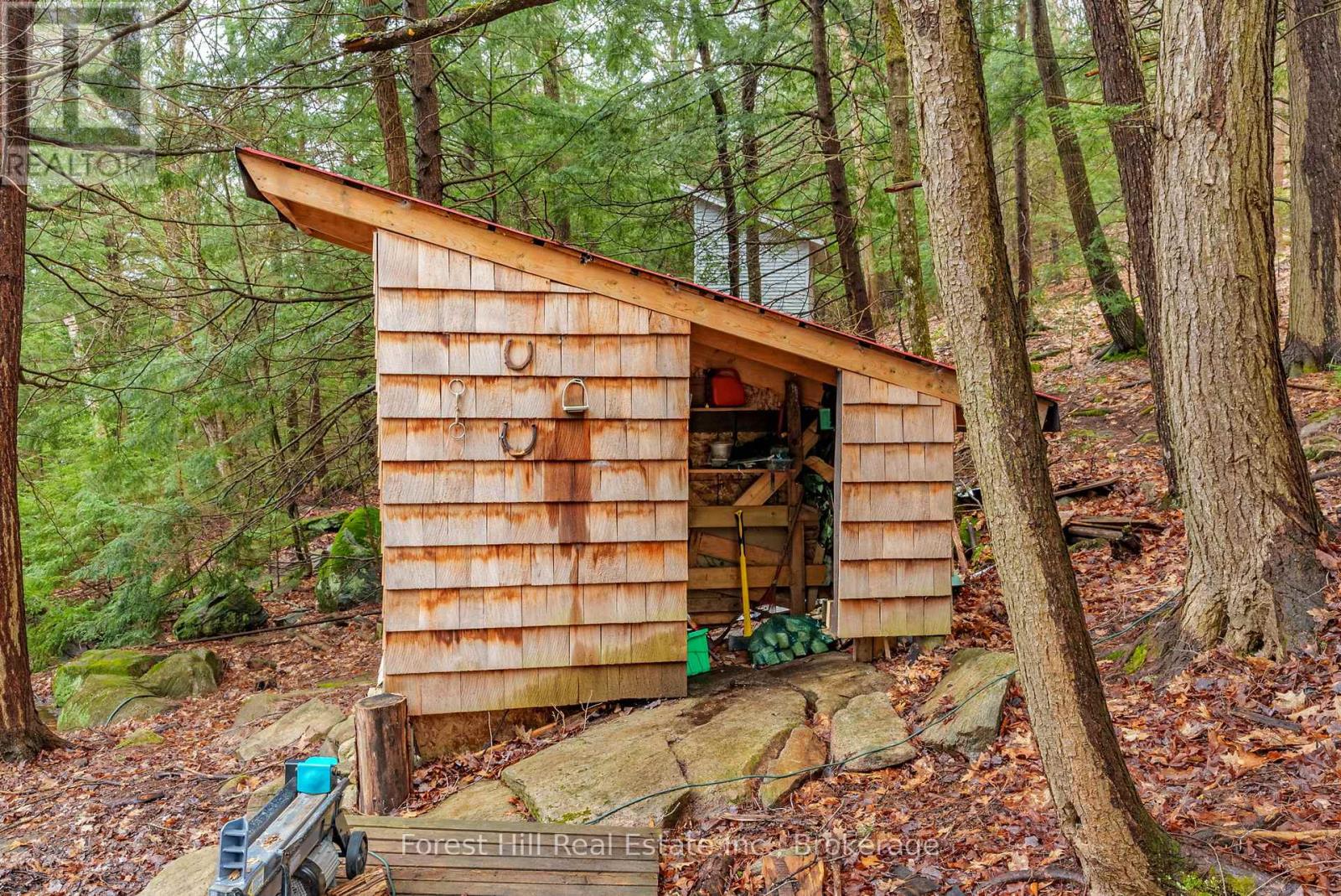 Photo 32 of 1010 Nest Lane, Lake Of Bays ON