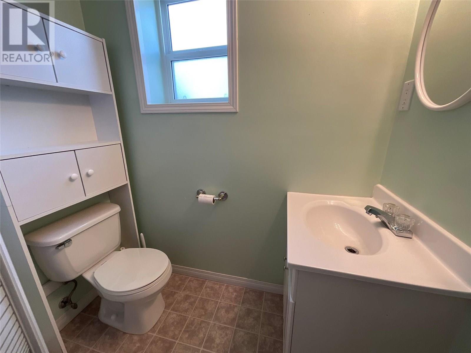 Photo 33 of 120 Ash Crescent, Tumbler Ridge BC