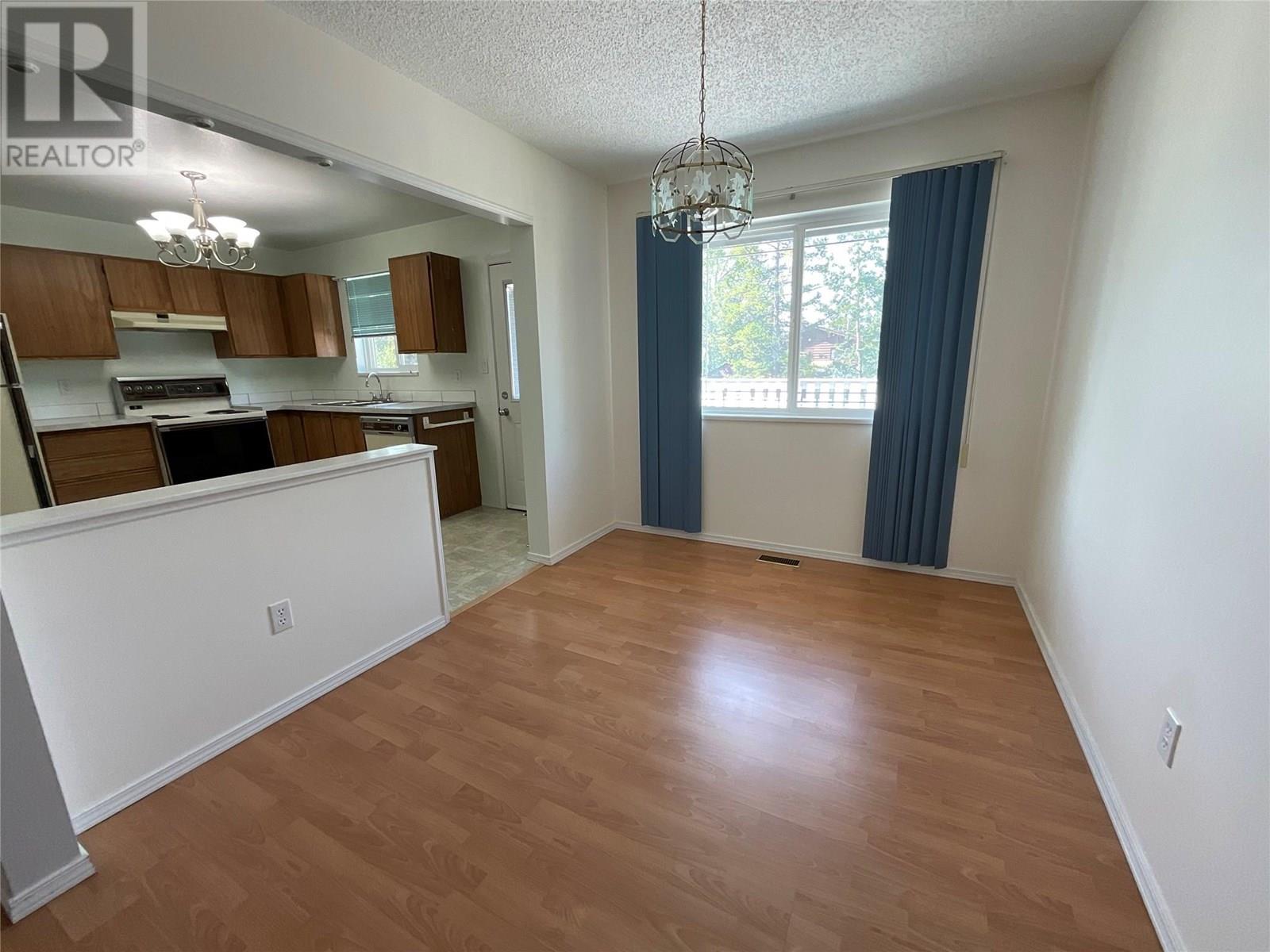 Photo 6 of 120 Ash Crescent, Tumbler Ridge BC