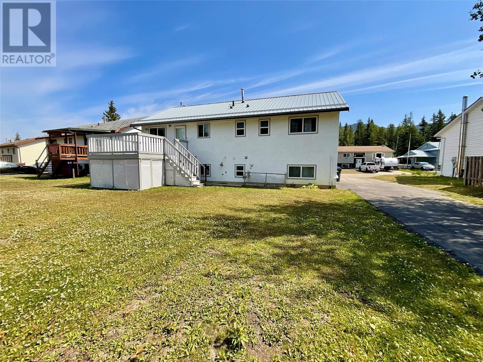 Photo 36 of 120 Ash Crescent, Tumbler Ridge BC