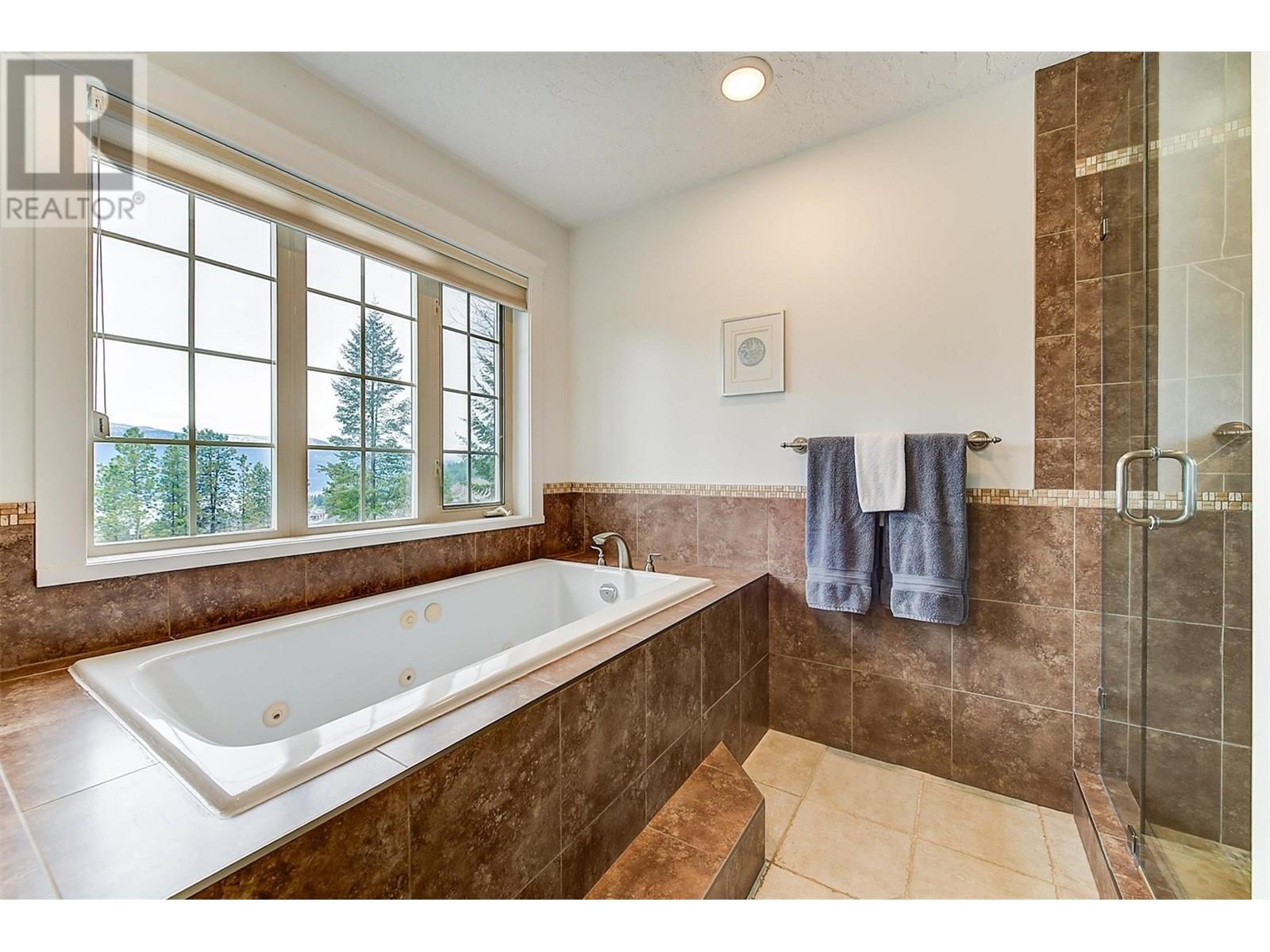  16738 Commonage Road, Lake Country