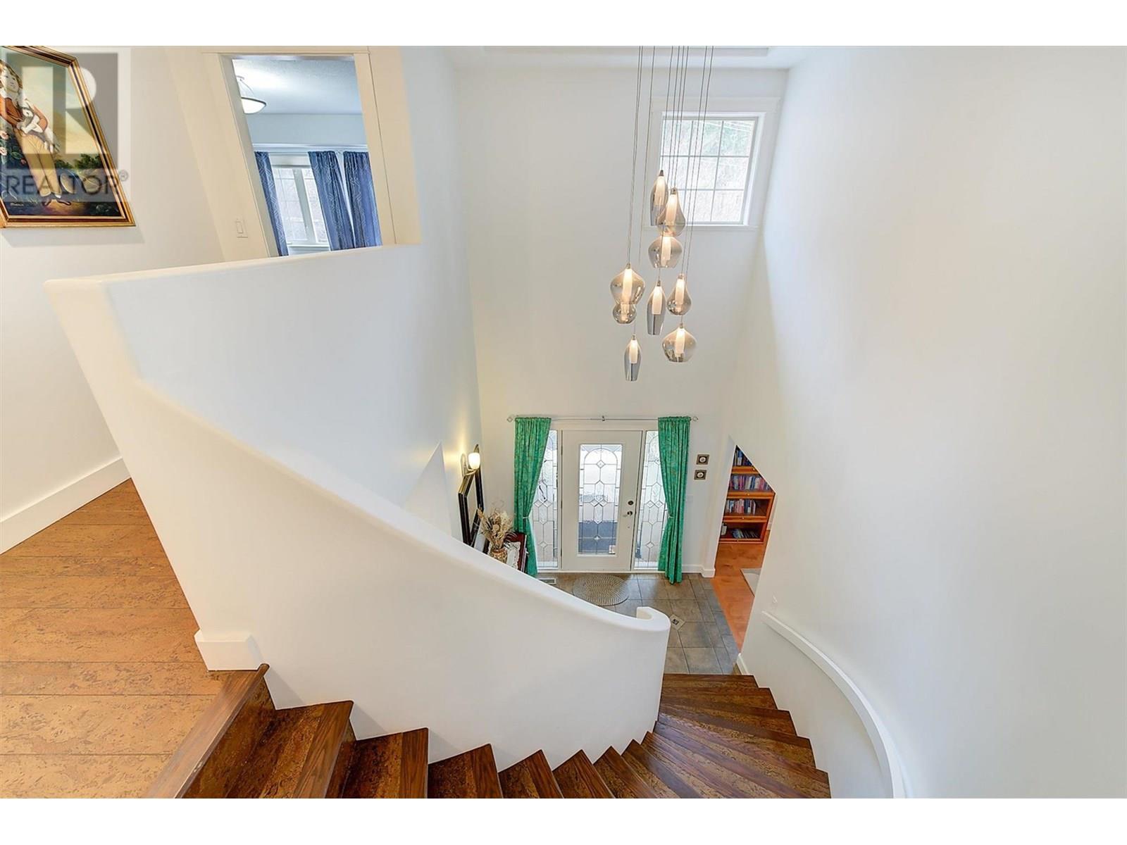  16738 Commonage Road, Lake Country
